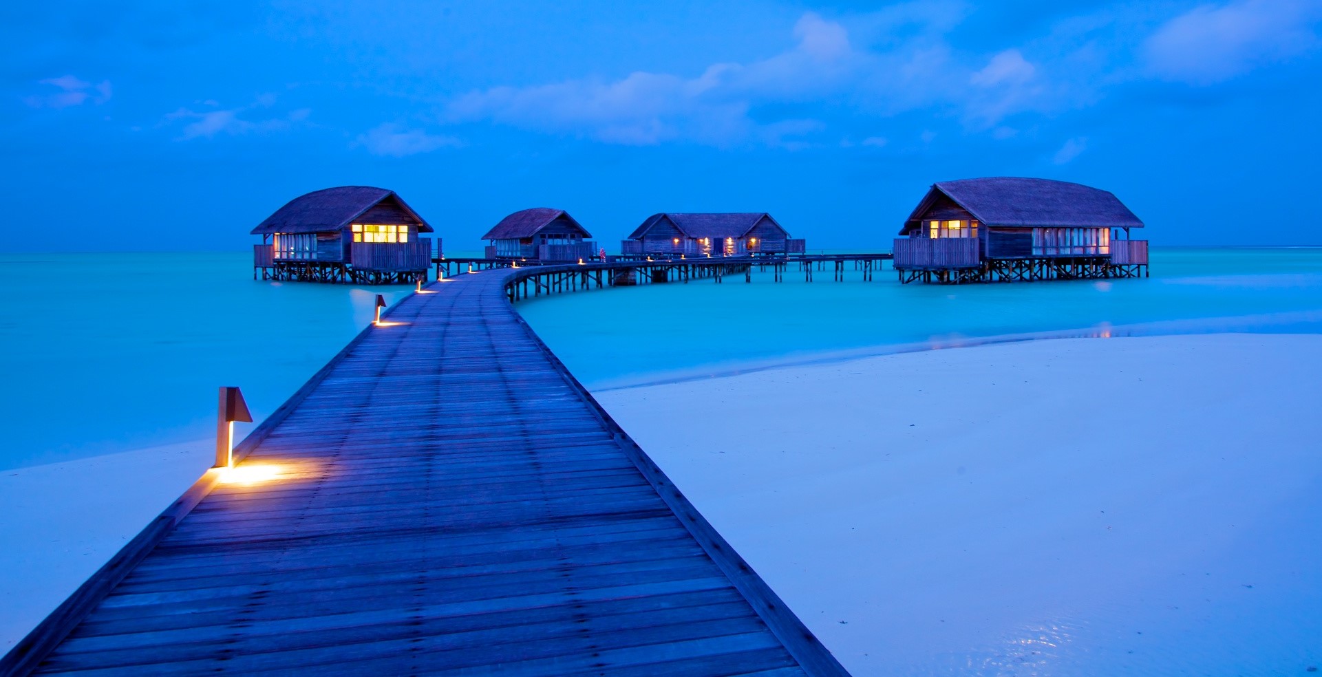maldives travel agency jobs